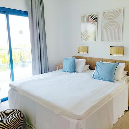 Azzurro Holiday Villas Пея Екстериор снимка
