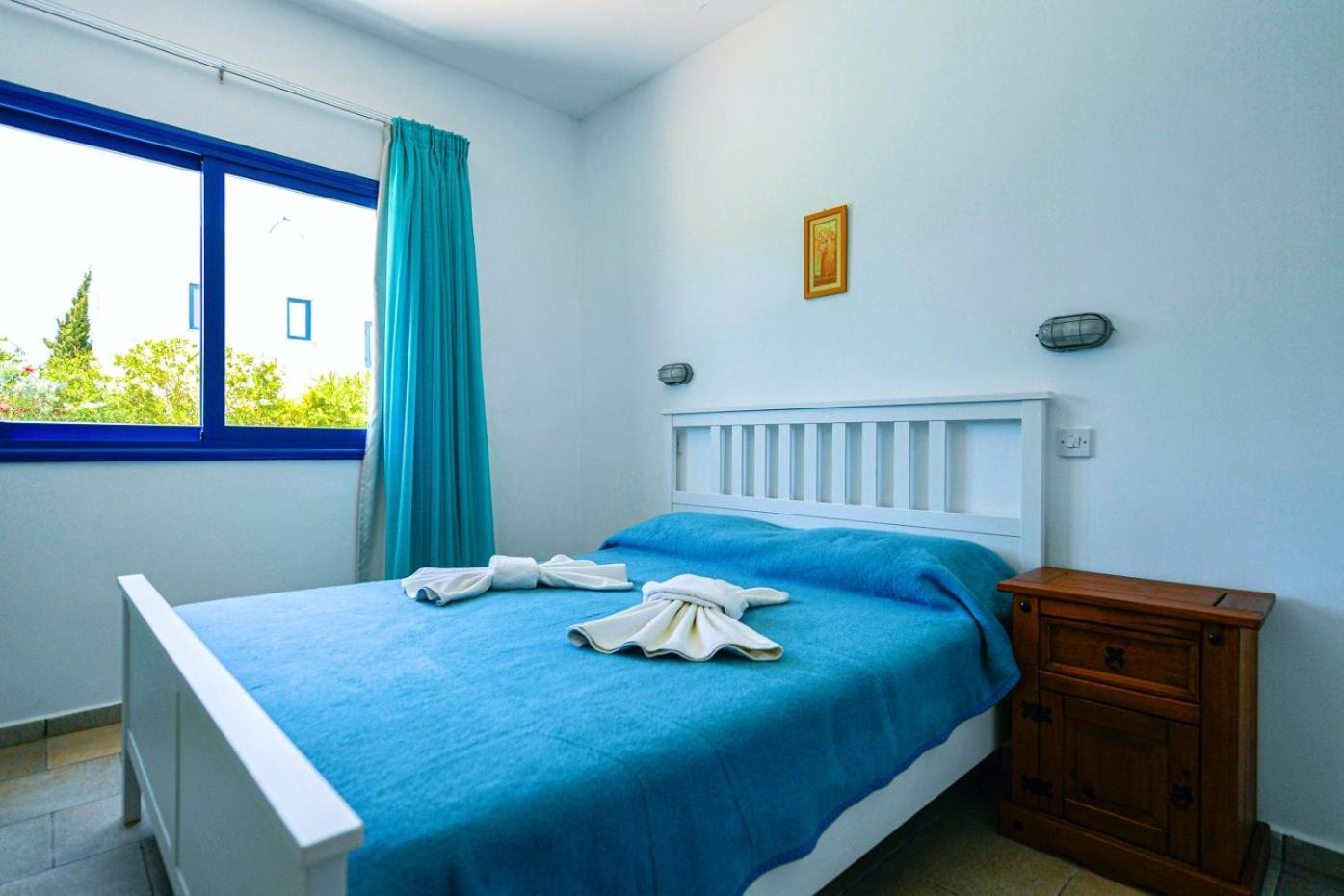 Azzurro Holiday Villas Пея Екстериор снимка