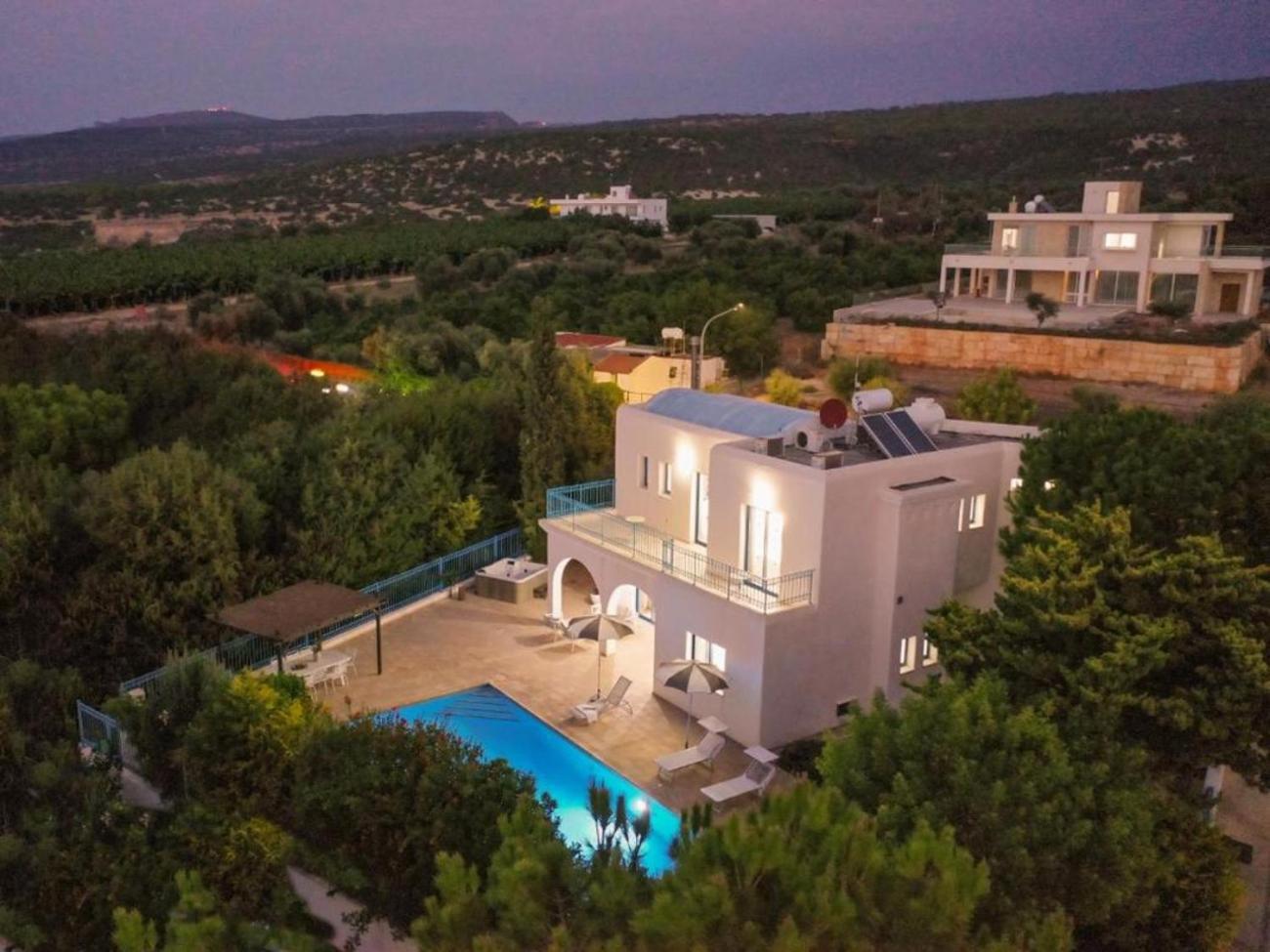 Azzurro Holiday Villas Пея Екстериор снимка