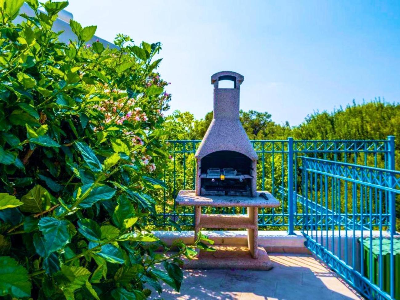 Azzurro Holiday Villas Пея Екстериор снимка