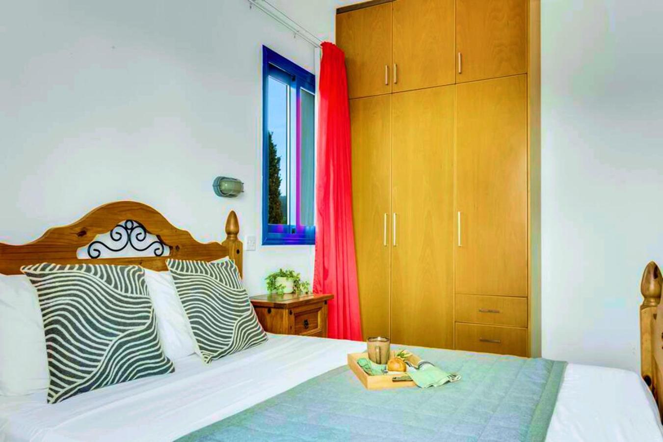 Azzurro Holiday Villas Пея Екстериор снимка