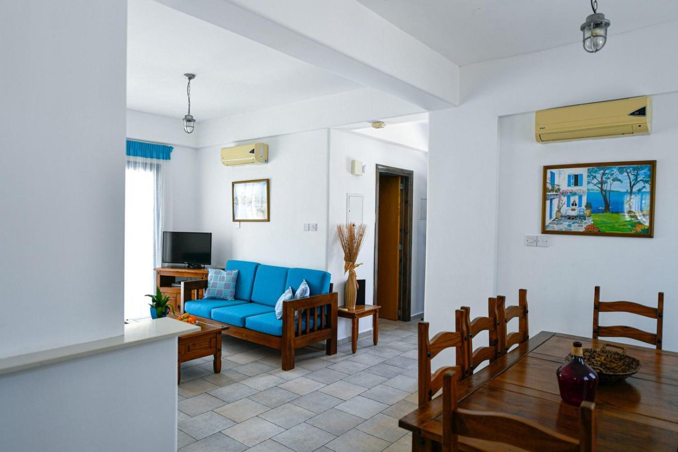 Azzurro Holiday Villas Пея Екстериор снимка