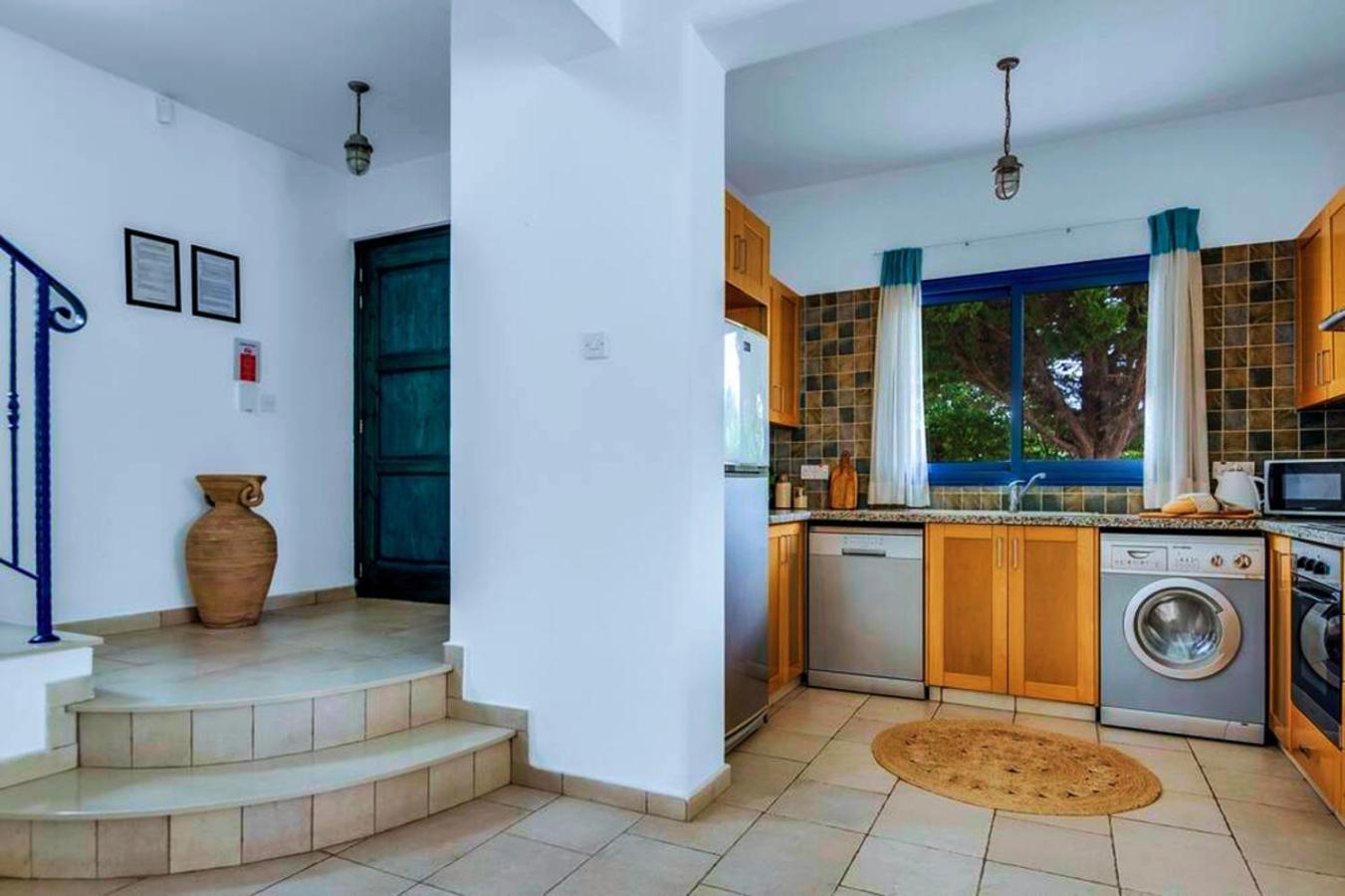 Azzurro Holiday Villas Пея Екстериор снимка