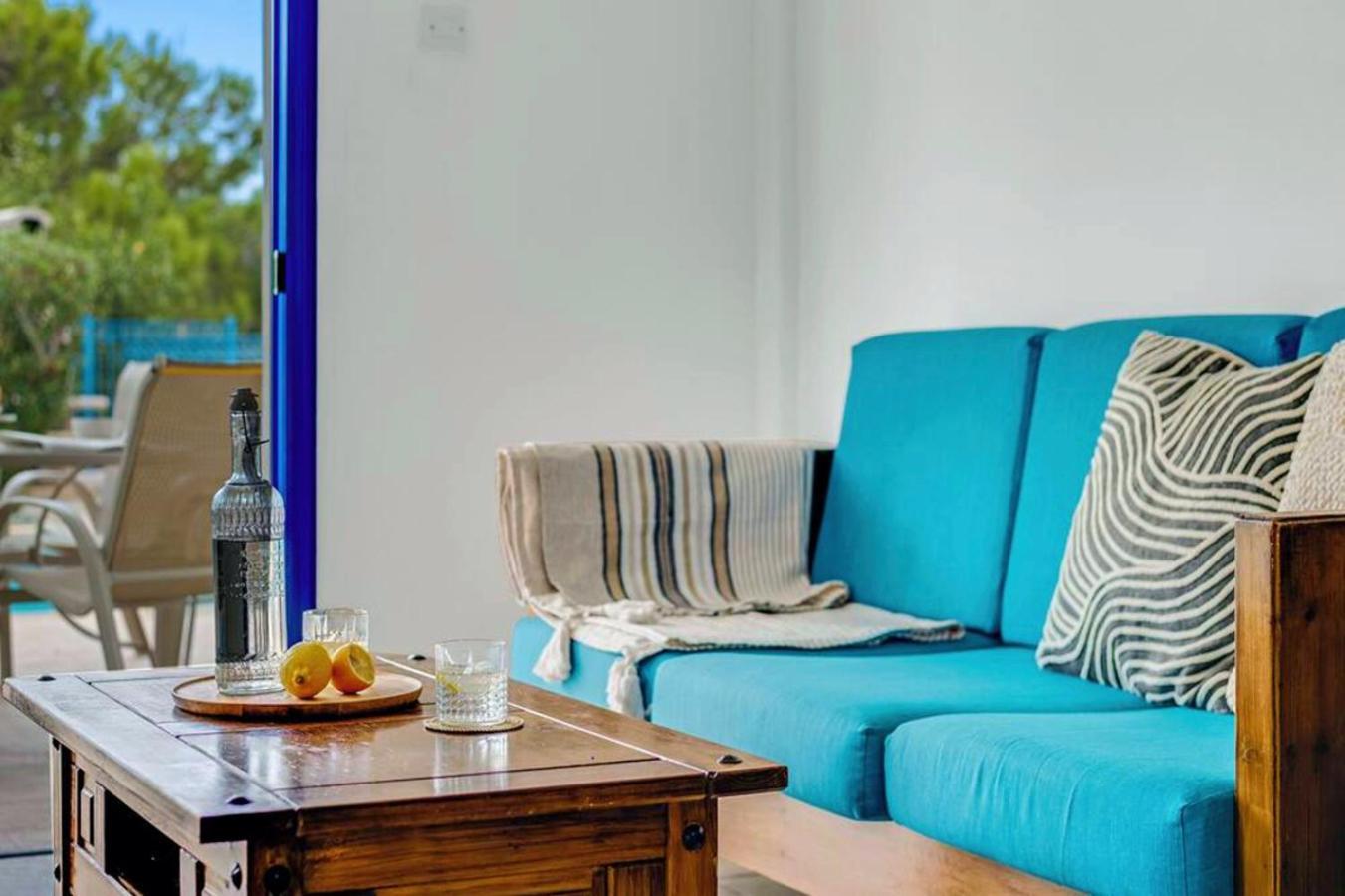 Azzurro Holiday Villas Пея Екстериор снимка