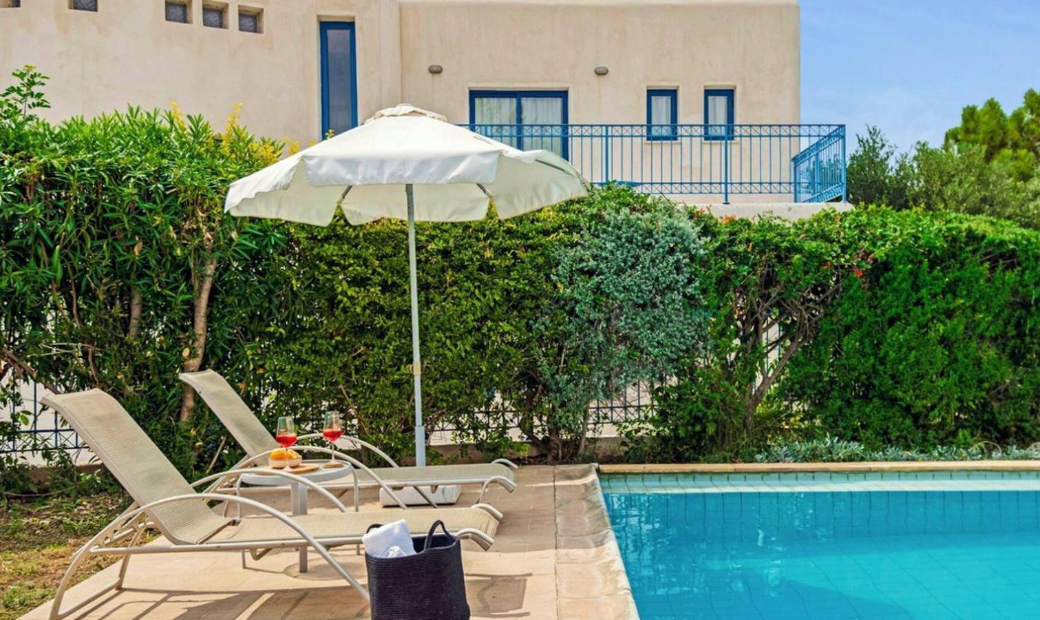 Azzurro Holiday Villas Пея Екстериор снимка