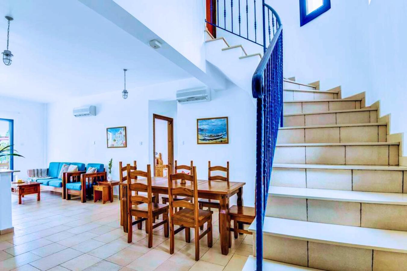 Azzurro Holiday Villas Пея Екстериор снимка