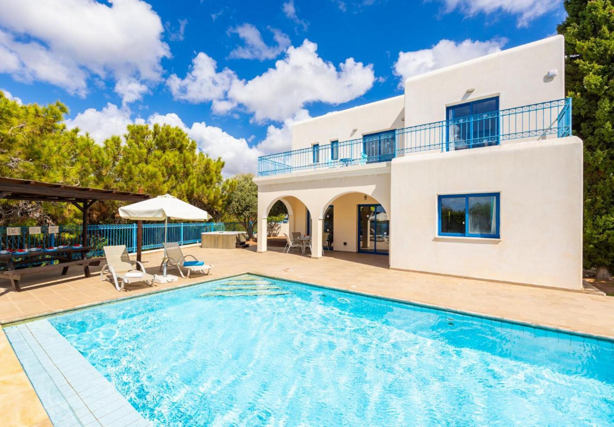 Azzurro Holiday Villas Пея Екстериор снимка