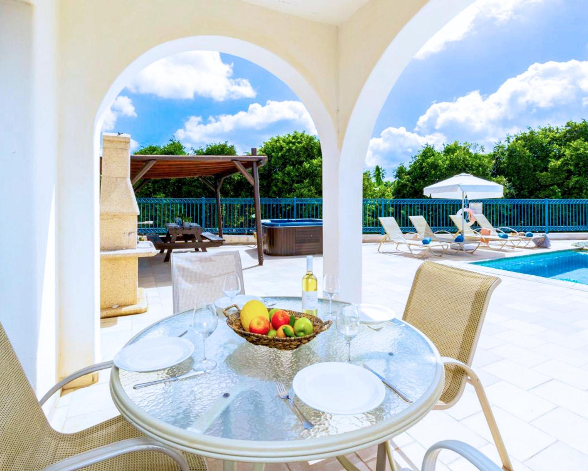 Azzurro Holiday Villas Пея Екстериор снимка